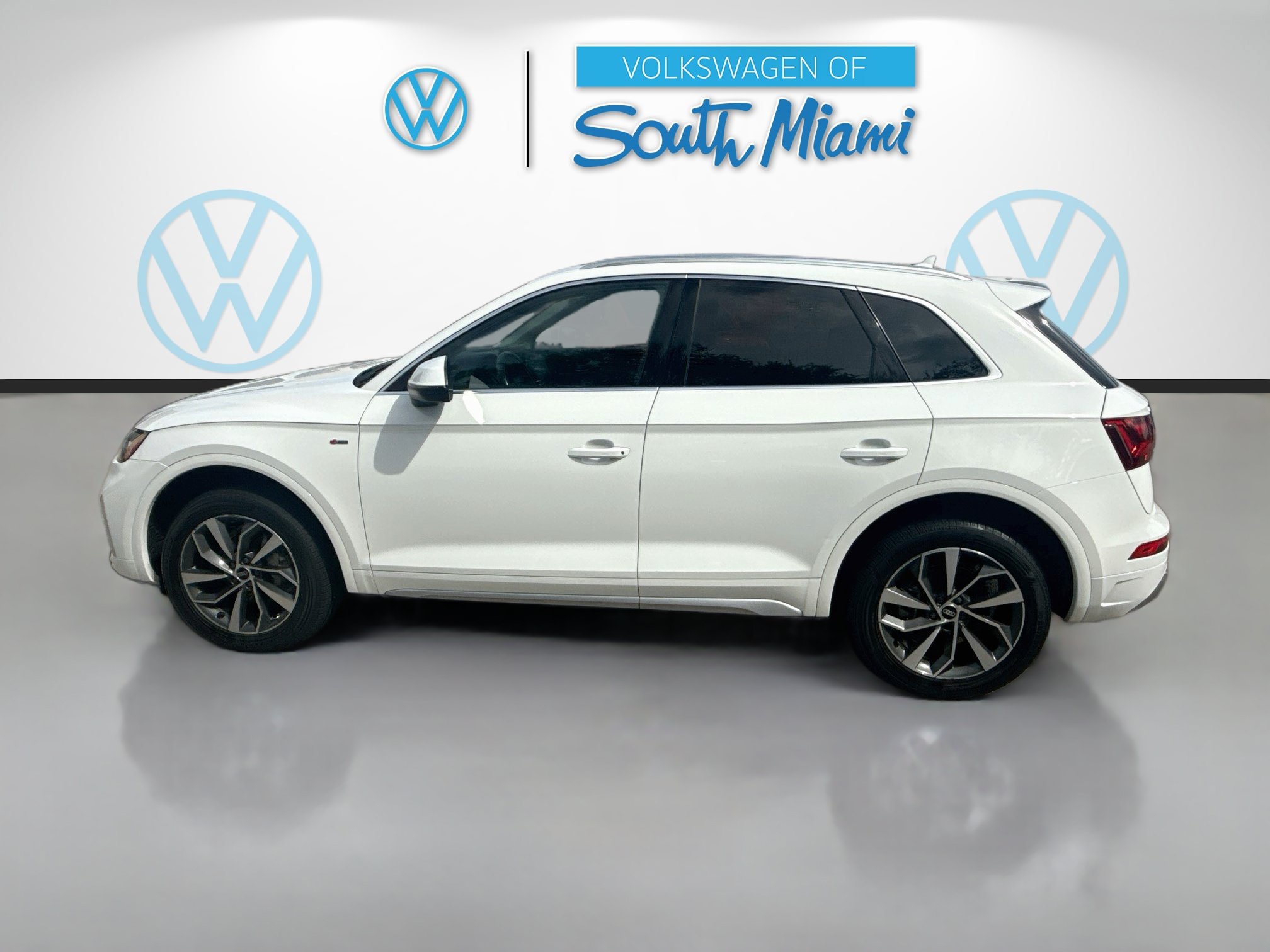 Used 2023 Audi Q5 2.0T Premium Plus AWD/4WD image 4