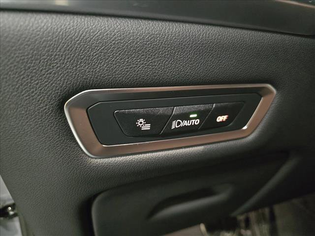 Used 2026 BMW X7 M60i image 28