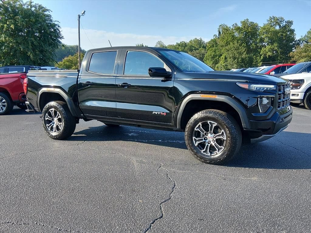 Used 2024 GMC Canyon AT4 w/ Technology Package AWD/4WD image 2