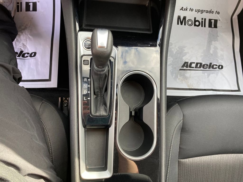 Used 2024 Nissan Altima 2.5 SV image 23