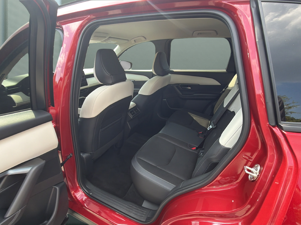 Certified 2026 MAZDA CX-5 Preferred AWD/4WD image 11