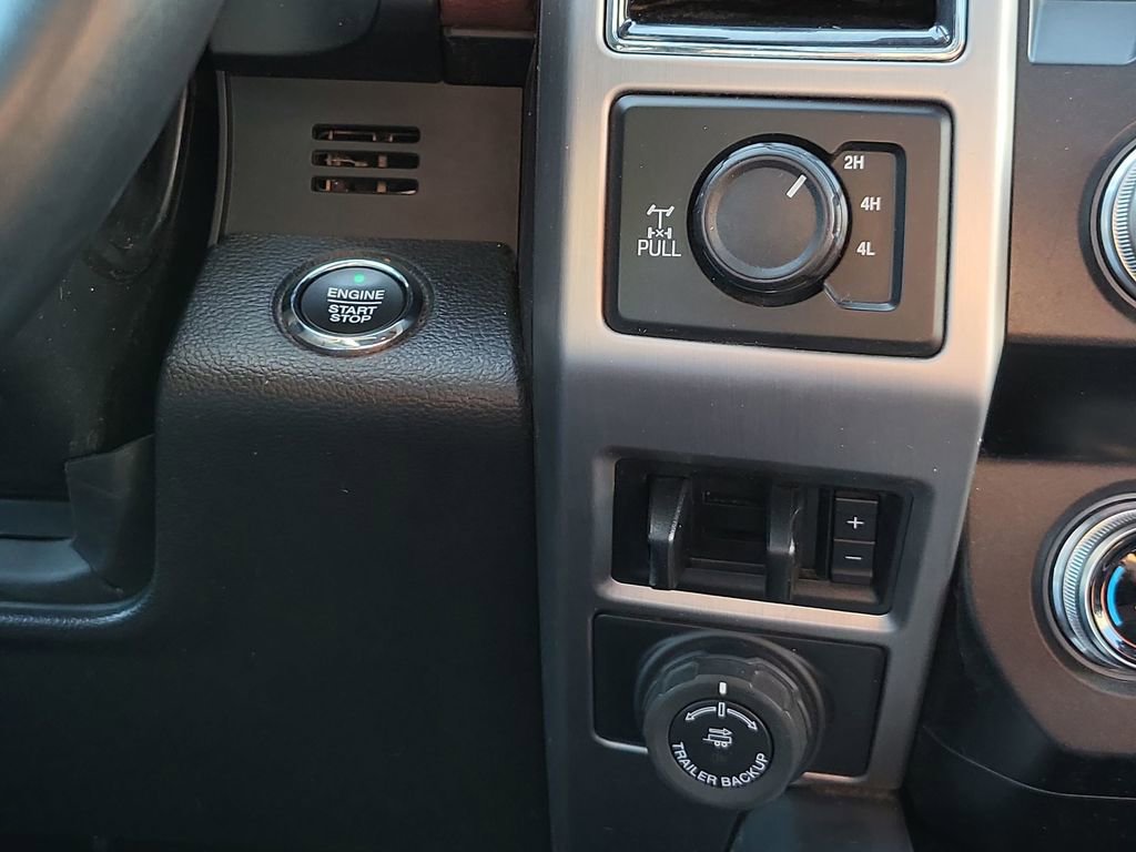 Used 2020 Ford F250 Platinum w/ FX4 Off-Road Package image 17