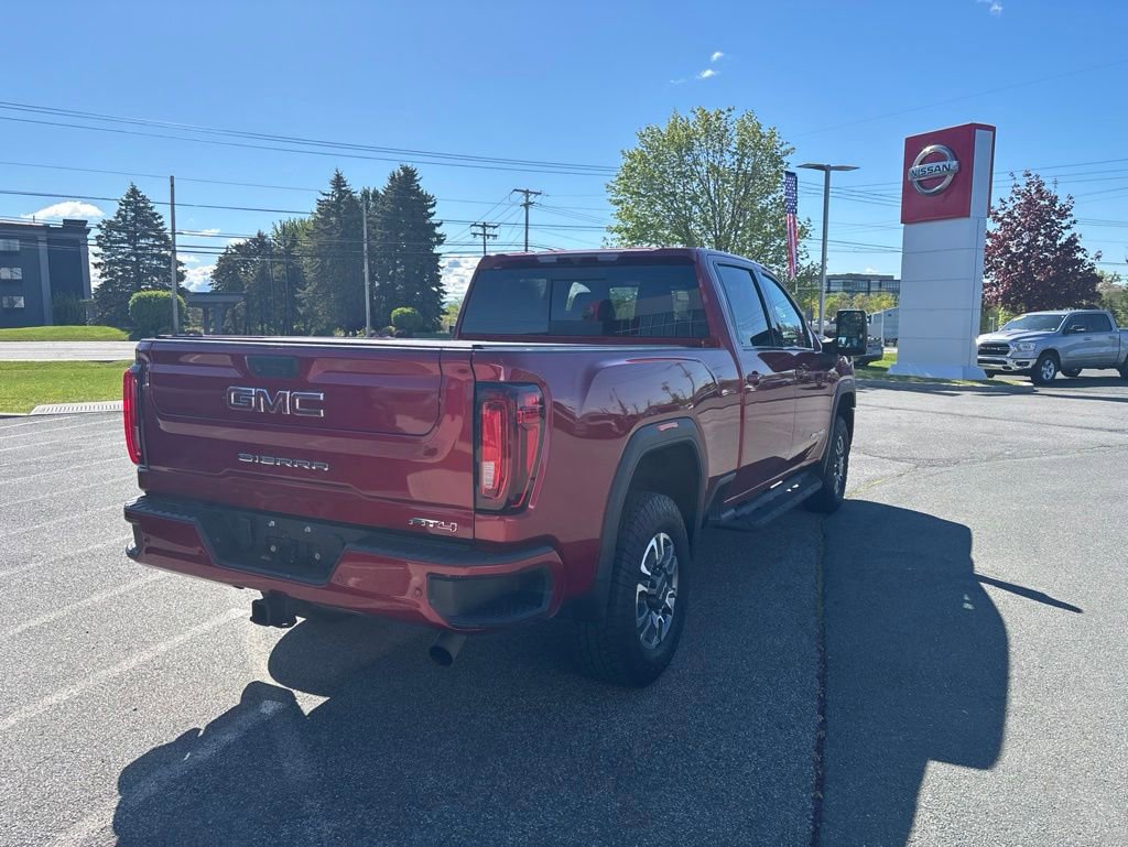 Used 2022 GMC Sierra 2500 AT4 w/ AT4 Preferred Package AWD/4WD image 7