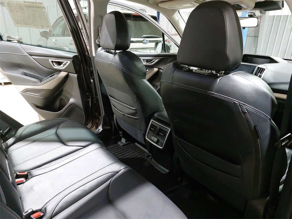 Used 2022 Subaru Forester Limited image 11
