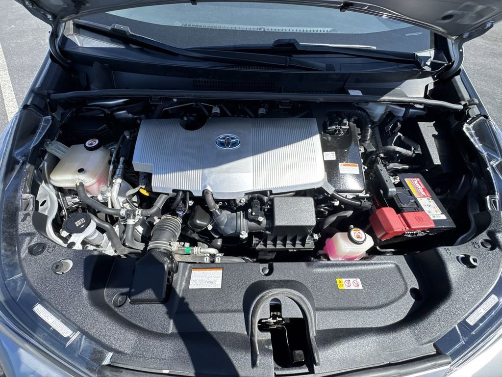 Used 2020 Toyota Prius LE FWD image 31