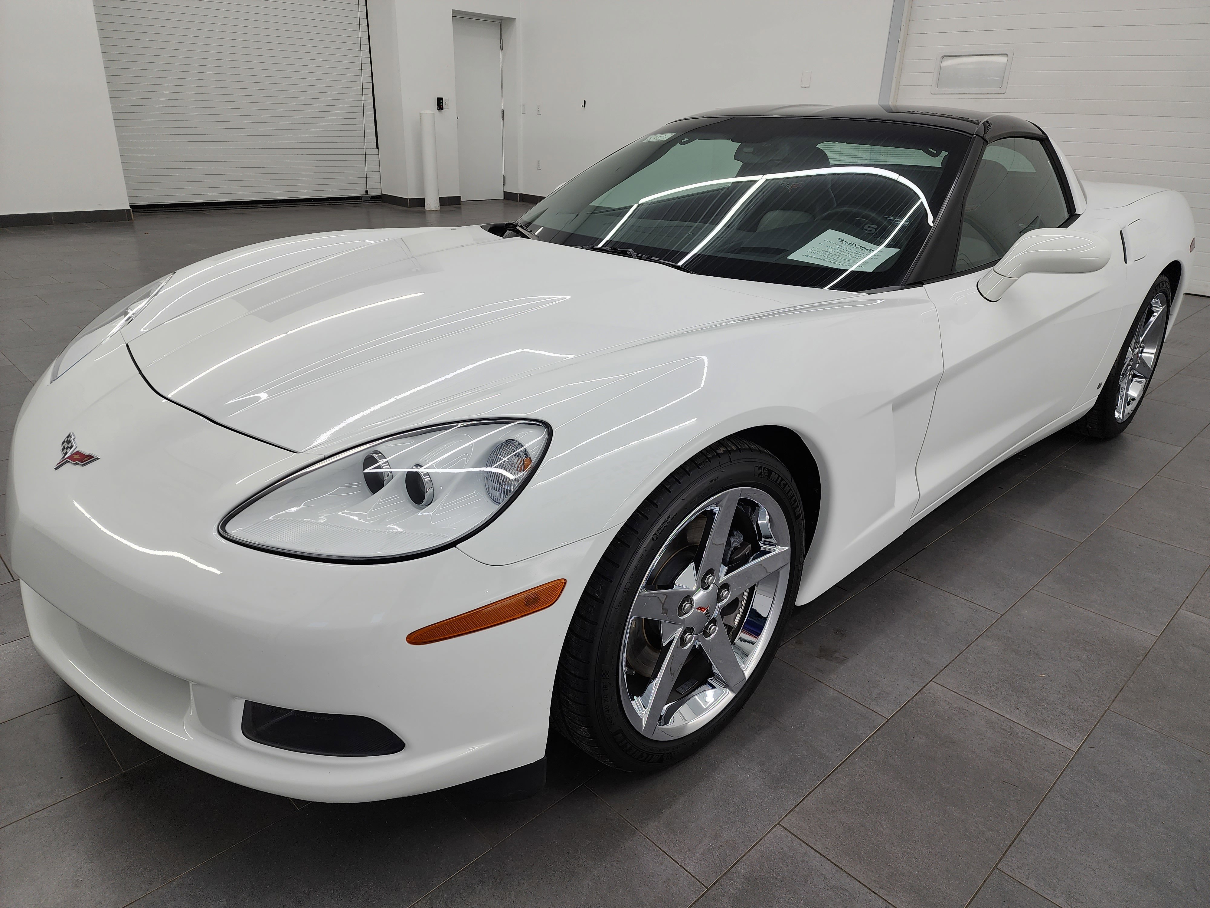 Used 2007 Chevrolet Corvette Coupe w/ Preferred Equipment Group image 7