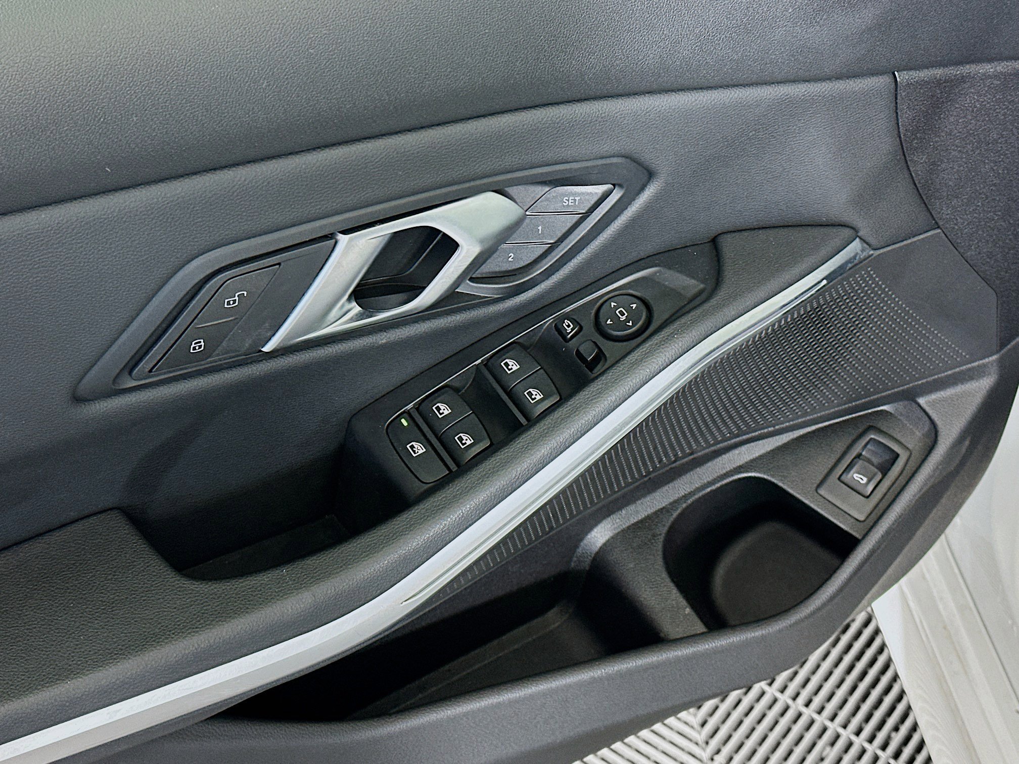 Used 2024 BMW 330i Sedan image 15