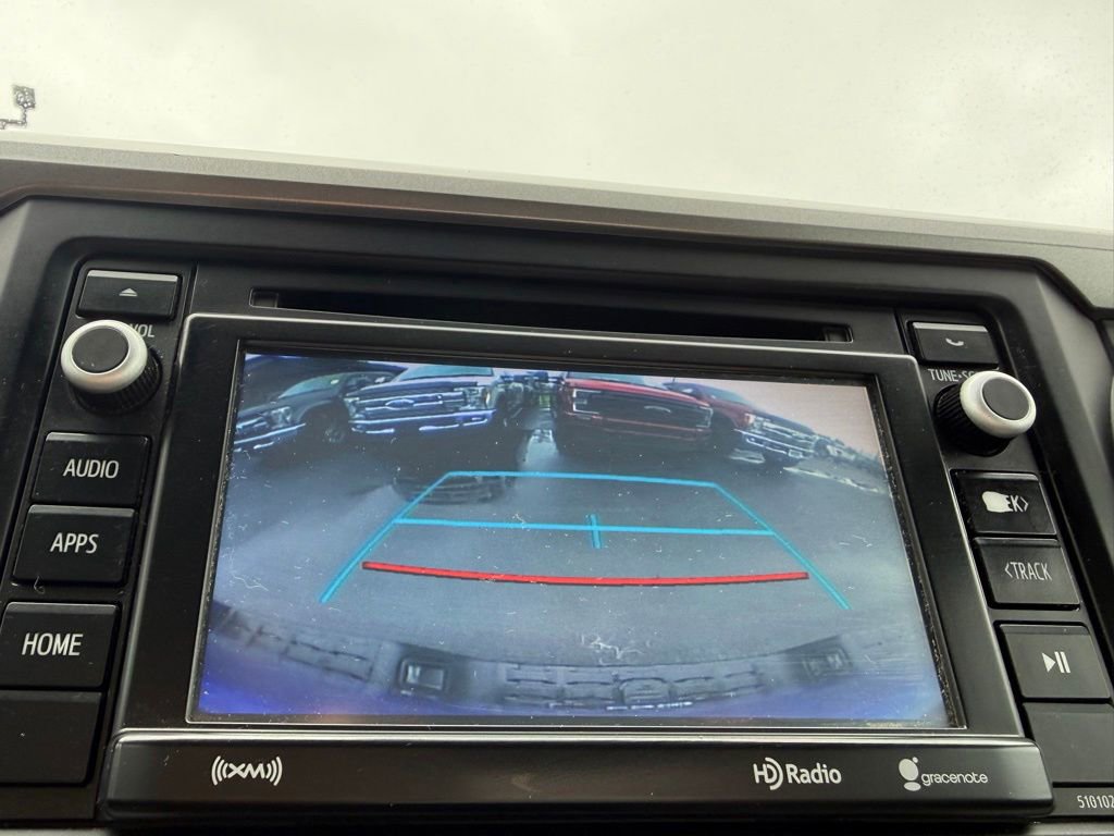 Used 2017 Toyota Tacoma 4x4 Double Cab image 10