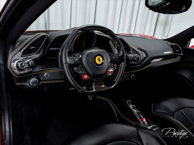 Used 2018 Ferrari 488 GTB RWD image 29
