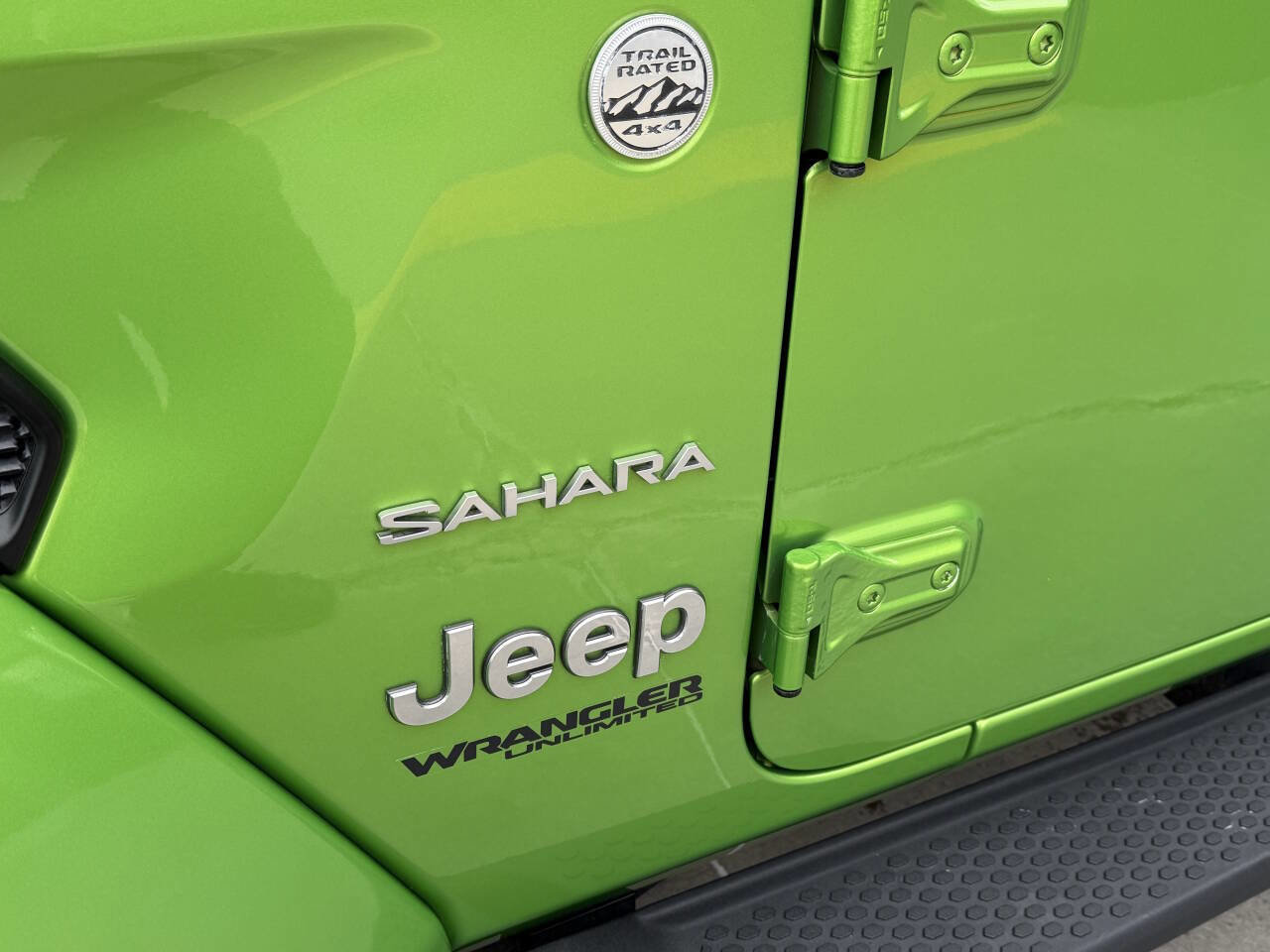 Used 2019 Jeep Wrangler Unlimited Sahara image 8
