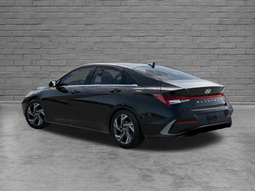 New 2026 Hyundai Elantra Limited FWD image 5