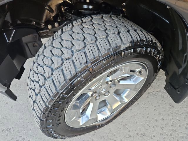 Used 2024 RAM 1500 Lone Star AWD/4WD image 17