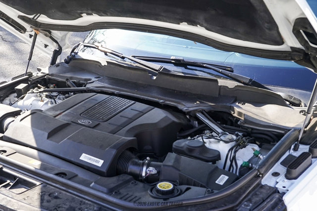 Used 2020 Land Rover Range Rover Long Wheelbase HSE image 17