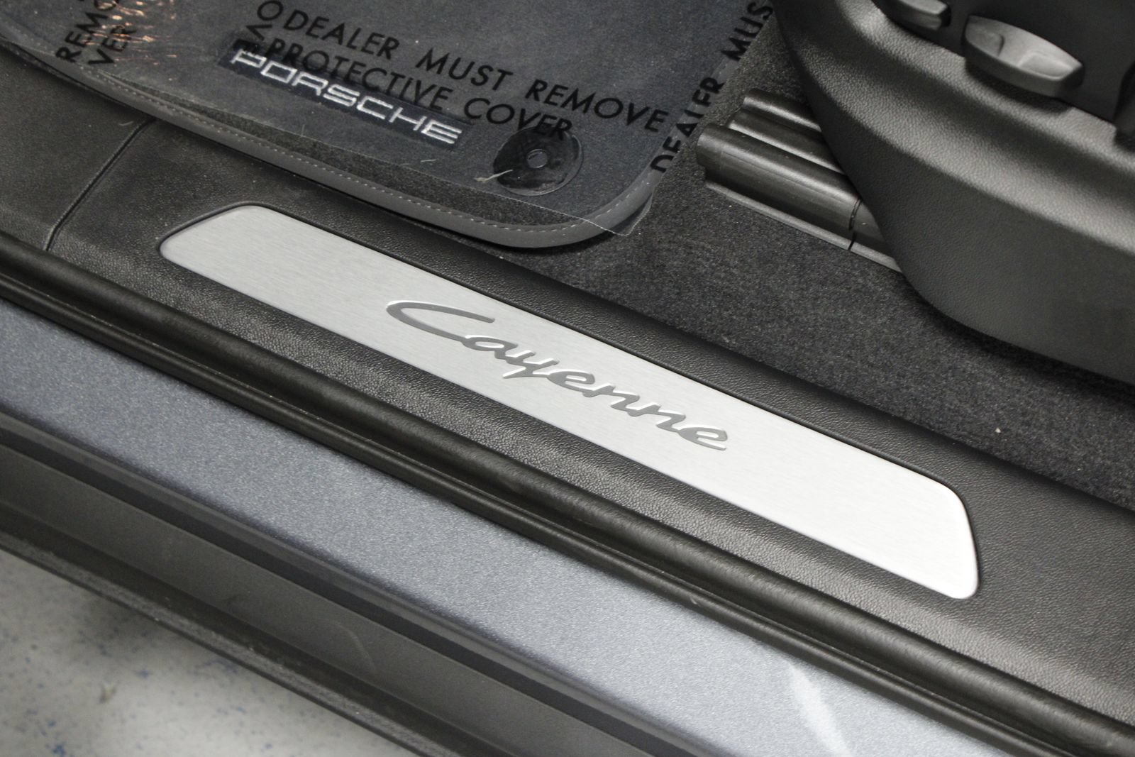 New 2026 Porsche Cayenne Coupe AWD/4WD image 33