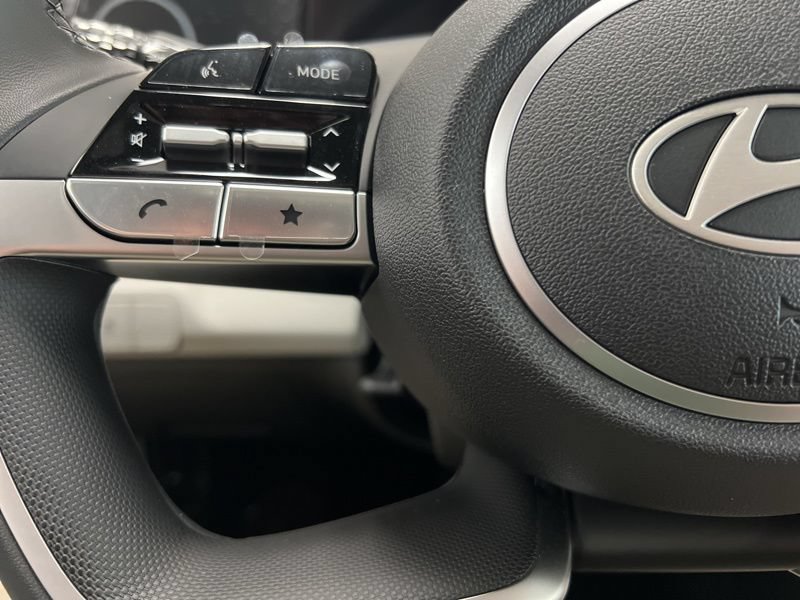 New 2026 Hyundai Elantra Limited FWD image 22
