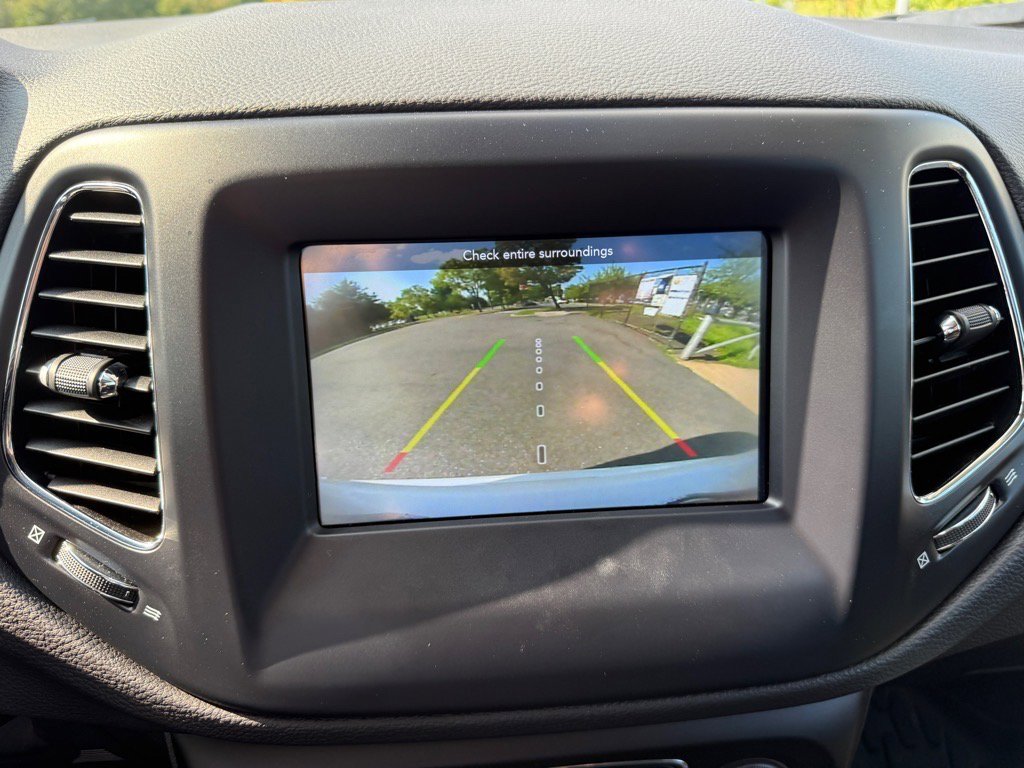 Certified 2021 Jeep Compass Latitude image 21