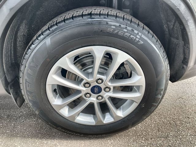 Used 2020 Ford Escape SE image 31