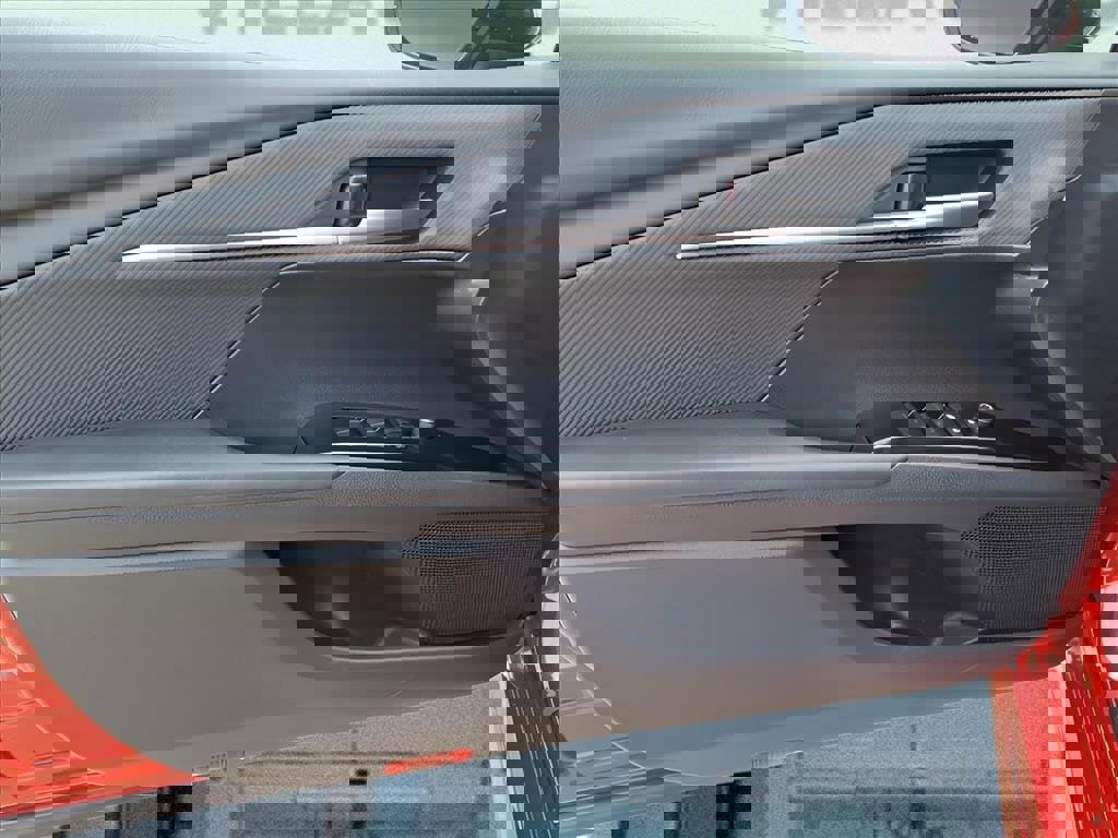 Used 2026 Toyota Camry SE image 12