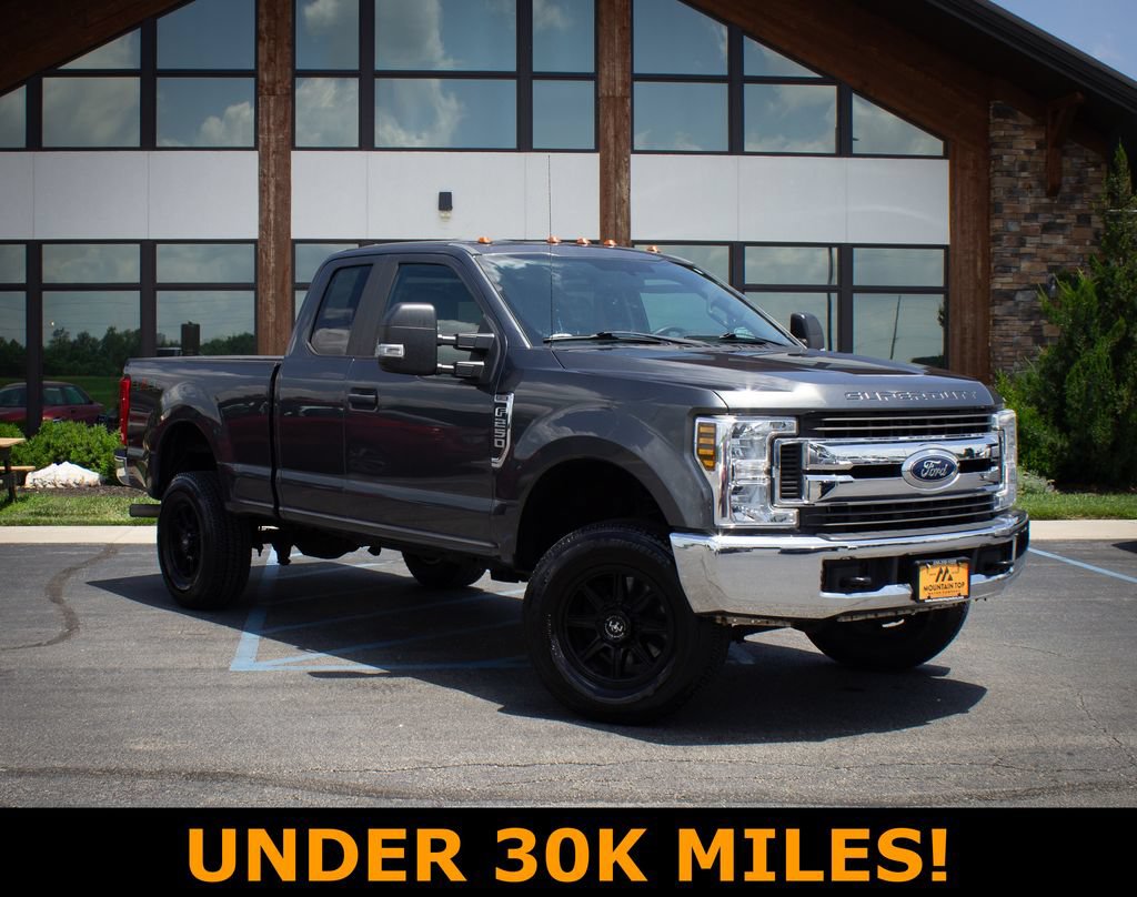 Used 2018 Ford F250 XL w/ STX Appearance Package AWD/4WD image 1