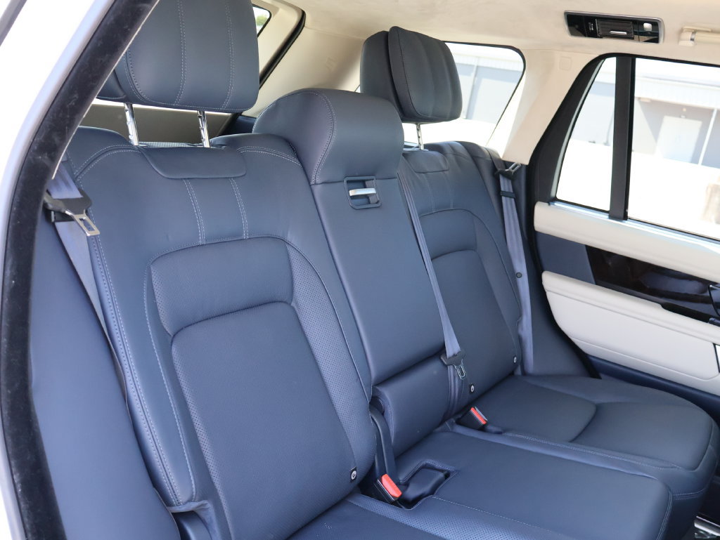Used 2019 Land Rover Range Rover Long Wheelbase Supercharged AWD/4WD image 13