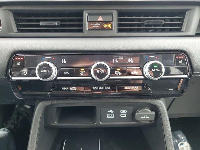 New 2025 Honda Pilot Touring image 24