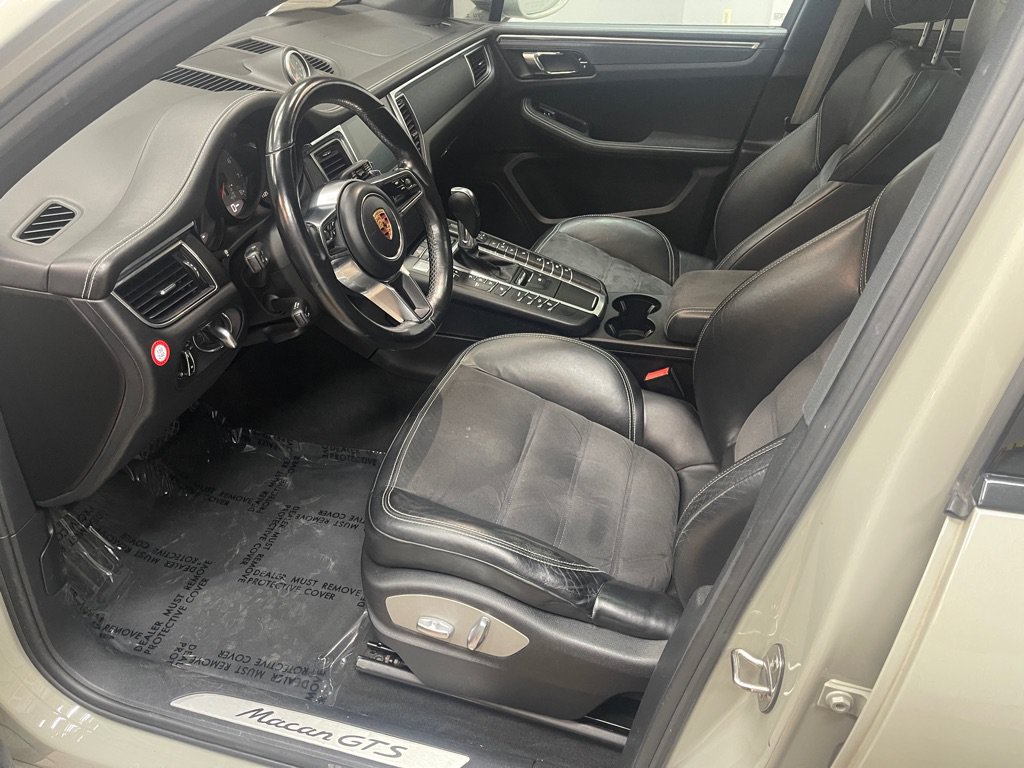 Used 2017 Porsche Macan GTS AWD/4WD image 20
