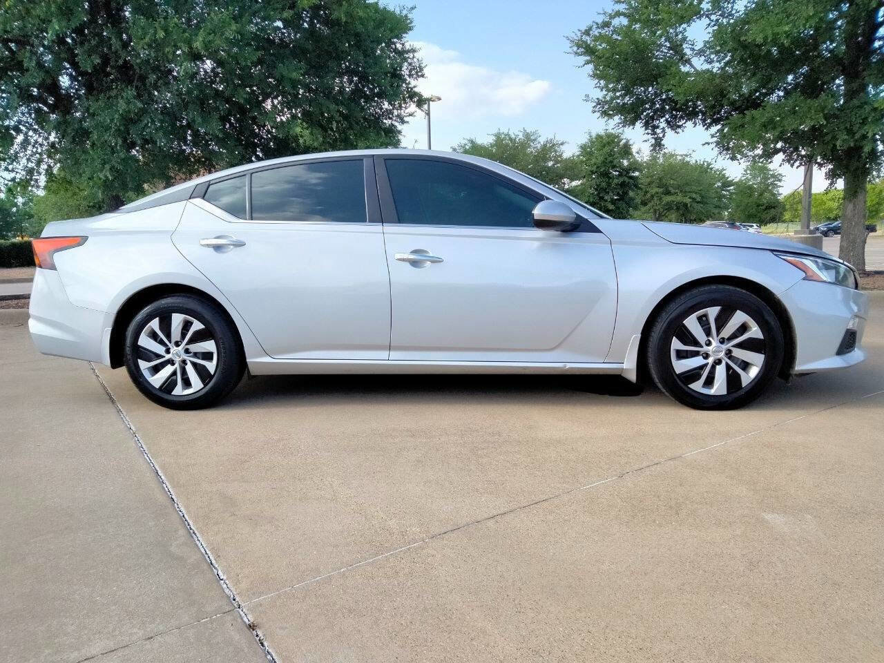 Used 2021 Nissan Altima 2.5 S w/ Driver Assist Package FWD image 4
