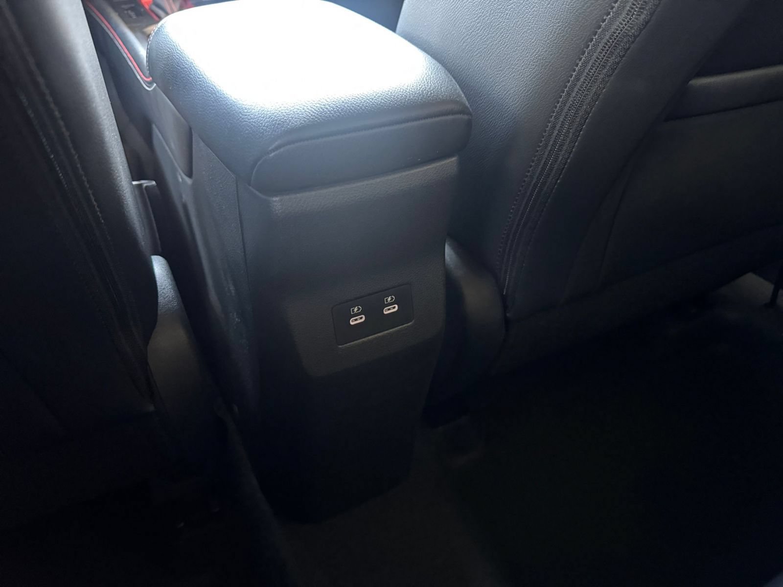 Used 2026 Nissan Kicks SR FWD image 21