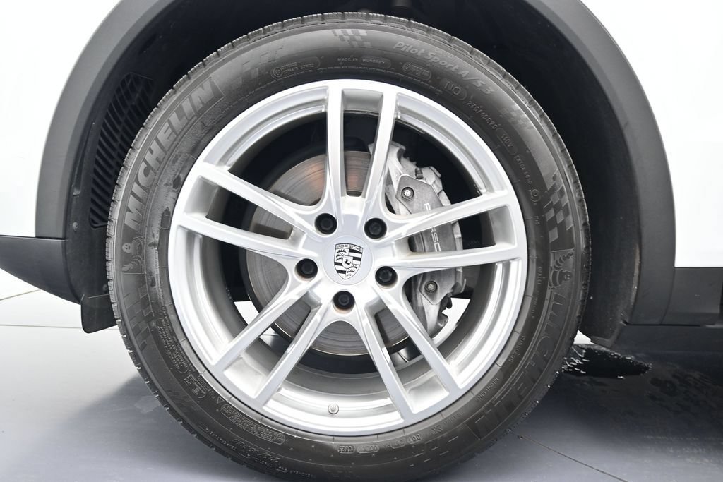 Certified 2020 Porsche Cayenne AWD/4WD image 37