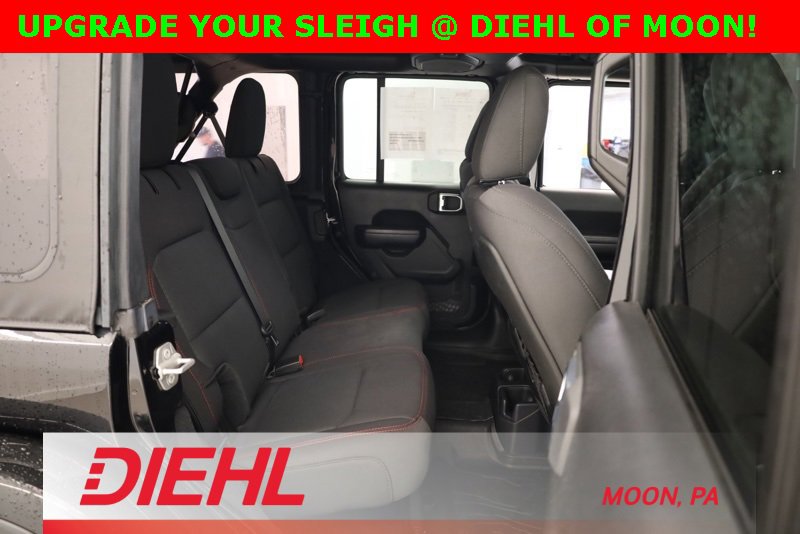 Used 2022 Jeep Wrangler Unlimited Rubicon w/ LED Lighting Group image 34