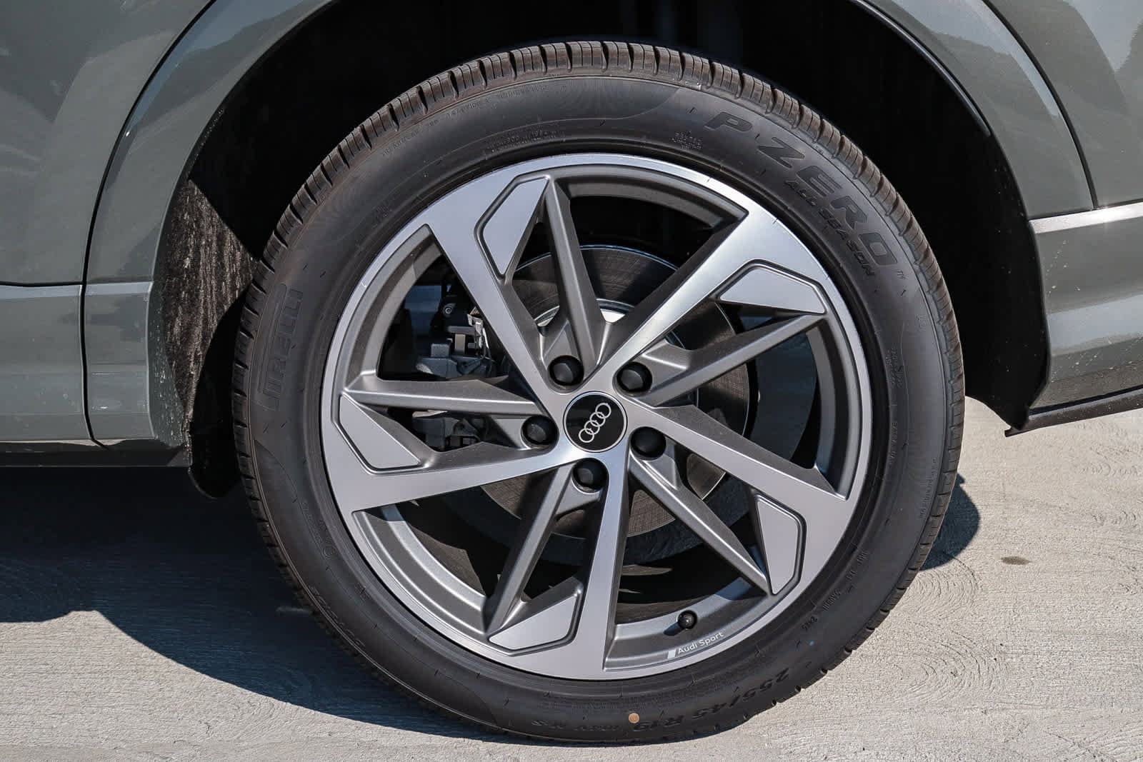 New 2025 Audi Q3 2.0T Premium image 13