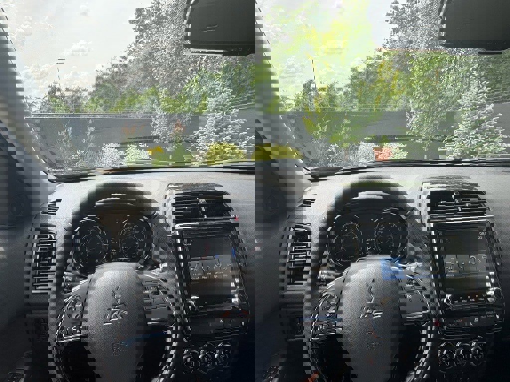 New 2025 Mitsubishi Outlander Sport SE image 24