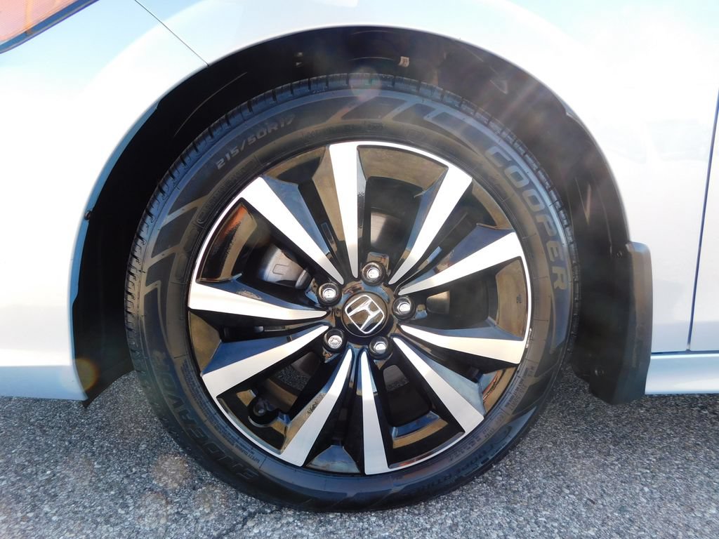 Used 2023 Honda Civic EX image 10
