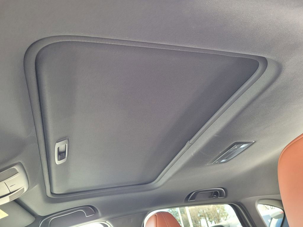 Used 2025 MAZDA CX-5 Carbon Edition image 27