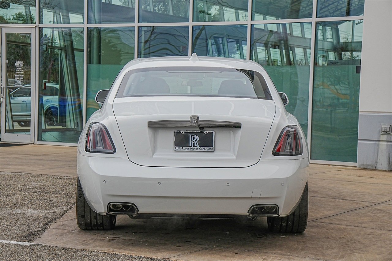 New 2025 Rolls-Royce Ghost Black Badge image 17