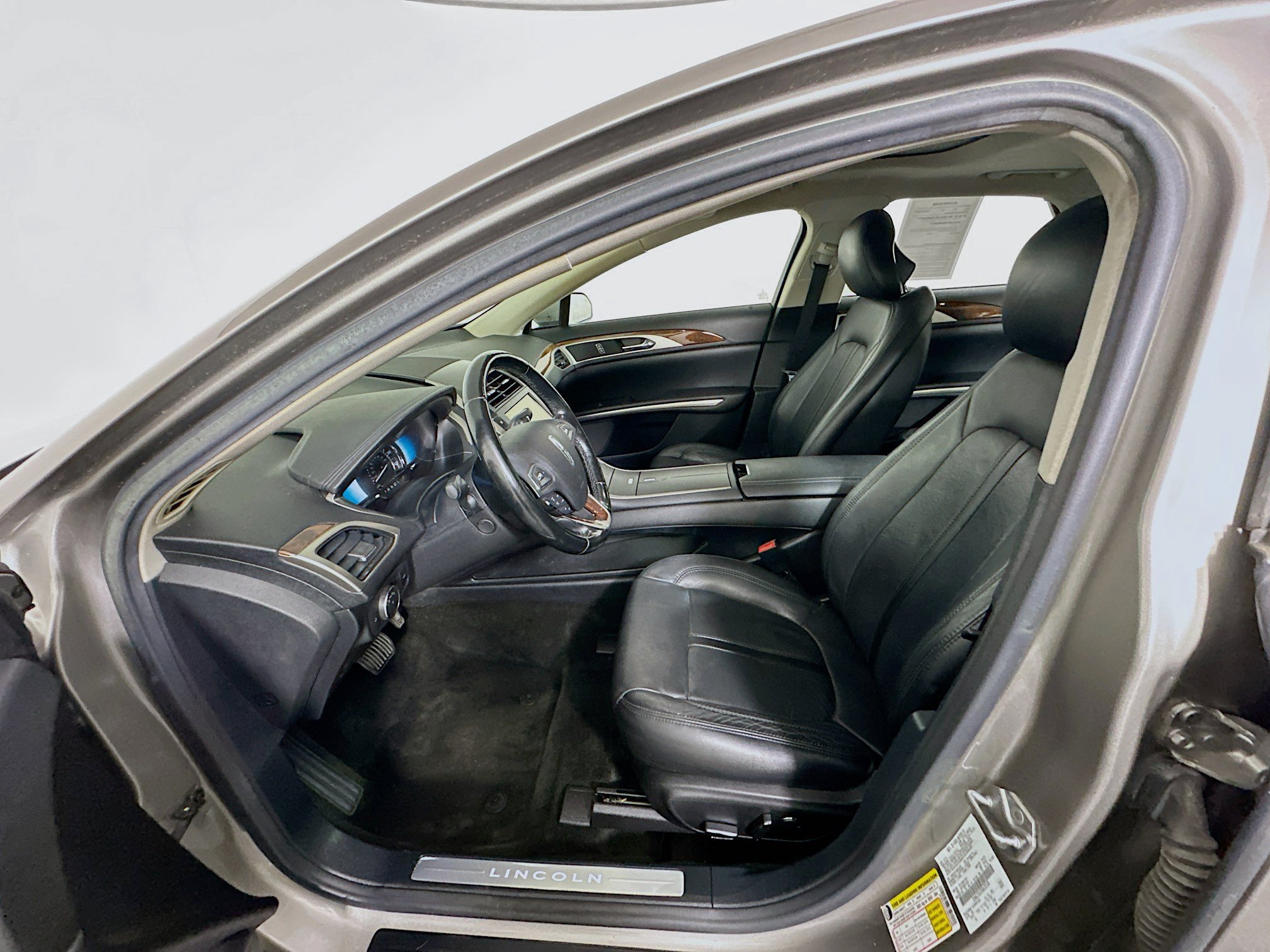 Used 2016 Lincoln MKZ Hybrid w/ Equipment Group 600A Reserve FWD image 13