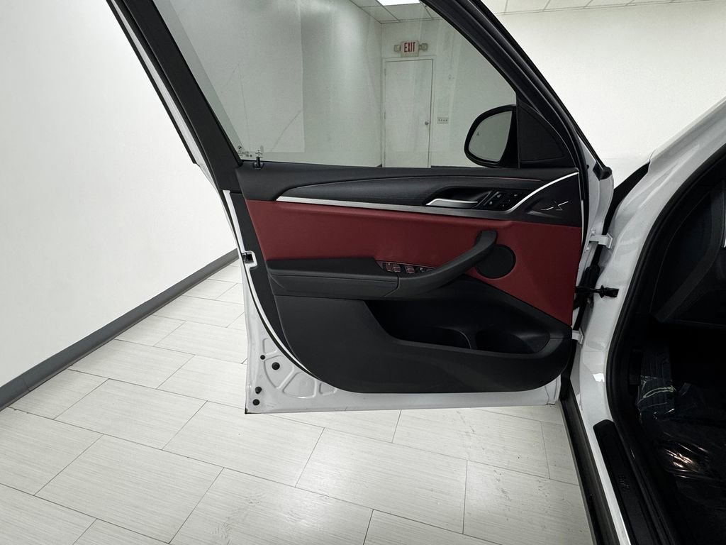 Used 2022 BMW X3 xDrive30i w/ Premium Package 2 (ZPA) image 9