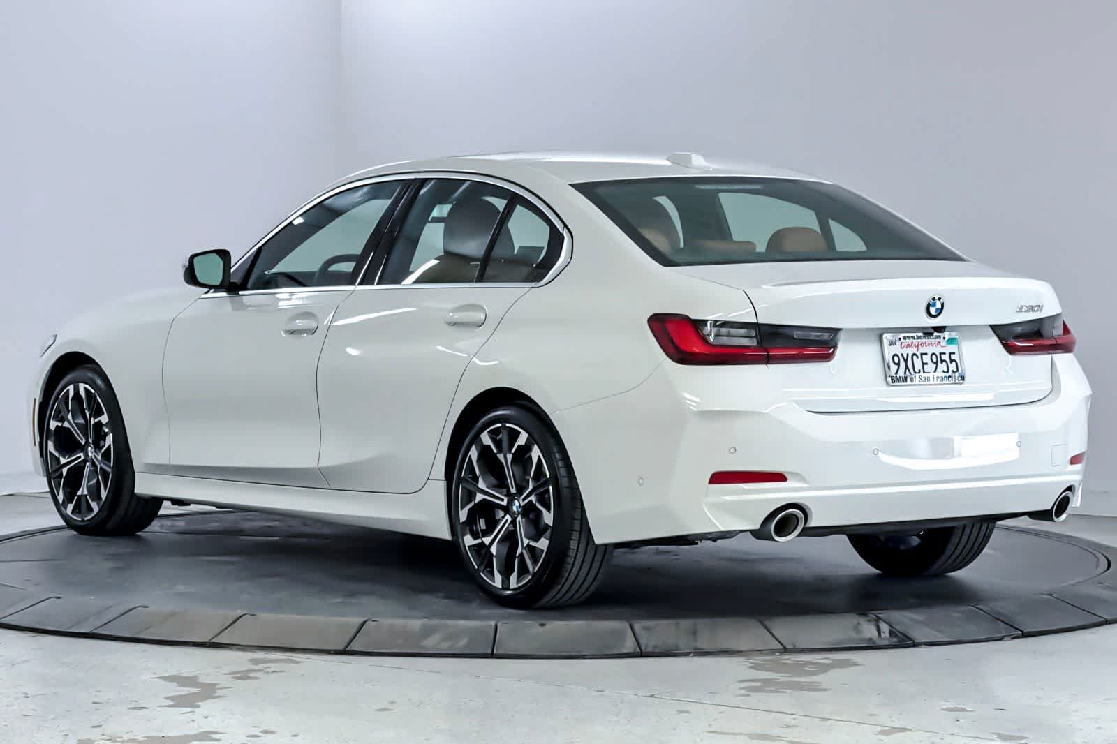 Used 2026 BMW 330i Sedan w/ Premium Package RWD image 6