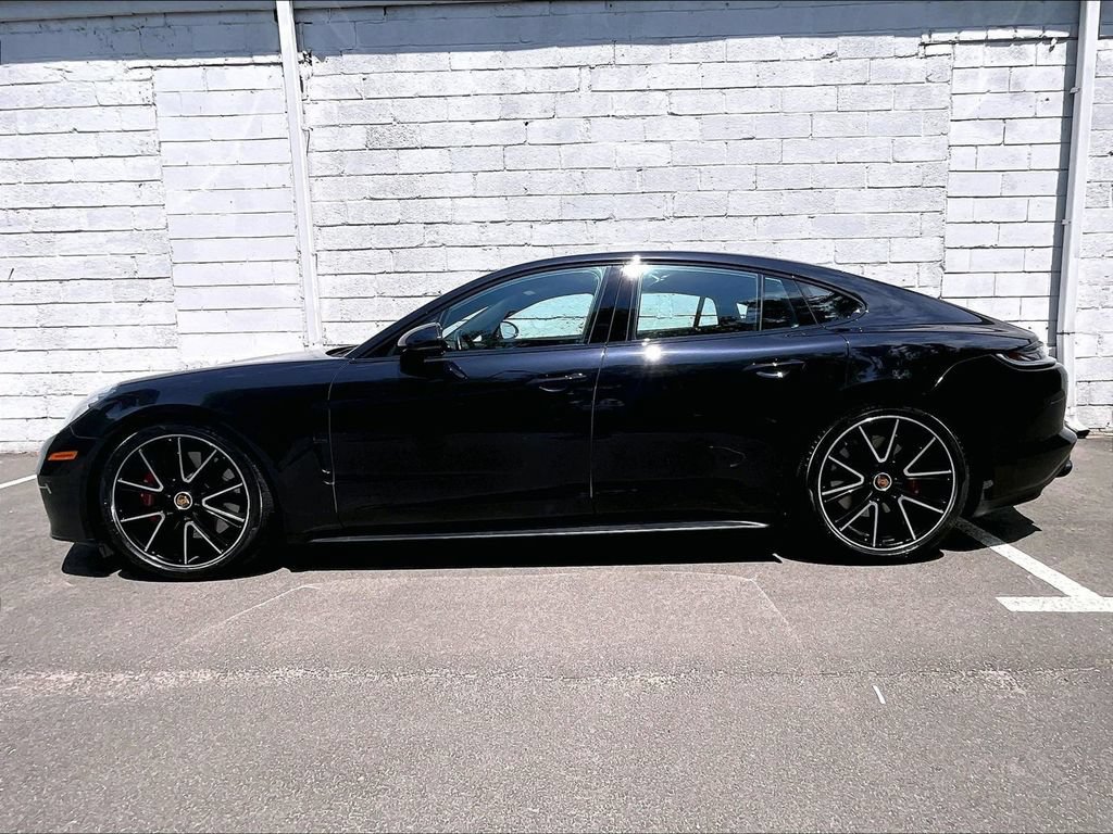 Certified 2022 Porsche Panamera GTS AWD/4WD image 2