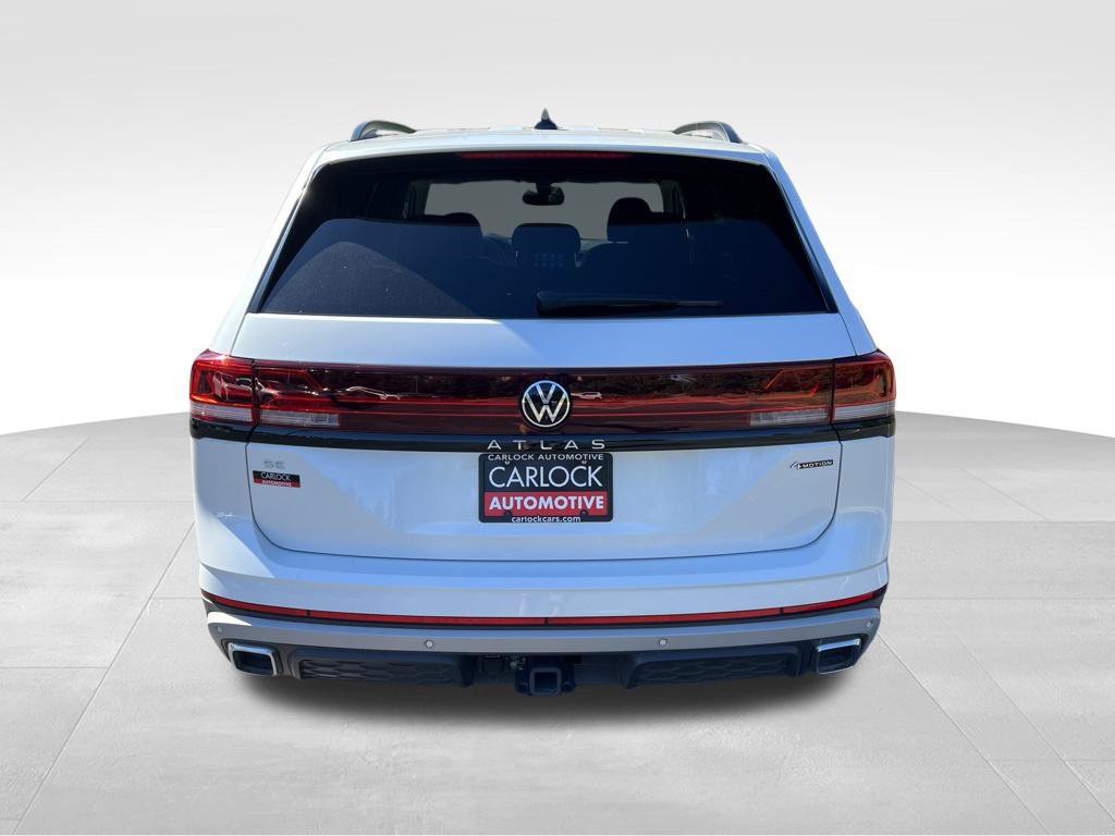 Used 2026 Volkswagen Atlas Peak Edition AWD/4WD image 7
