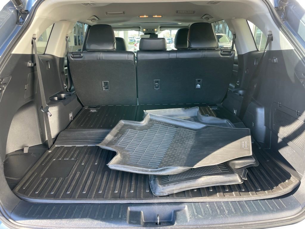 Used 2022 Toyota Highlander XLE image 42