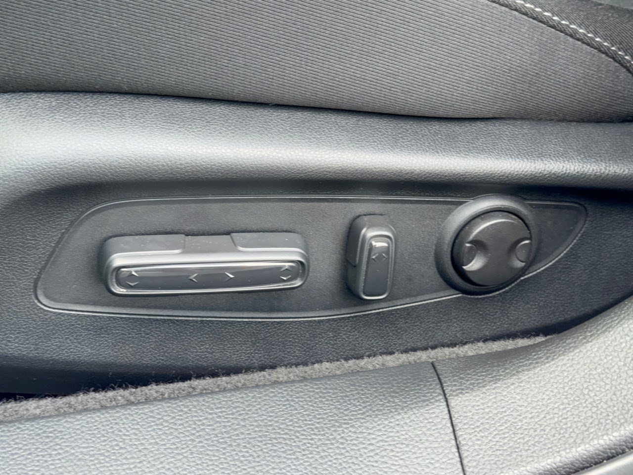 Used 2025 Honda Accord SE image 16