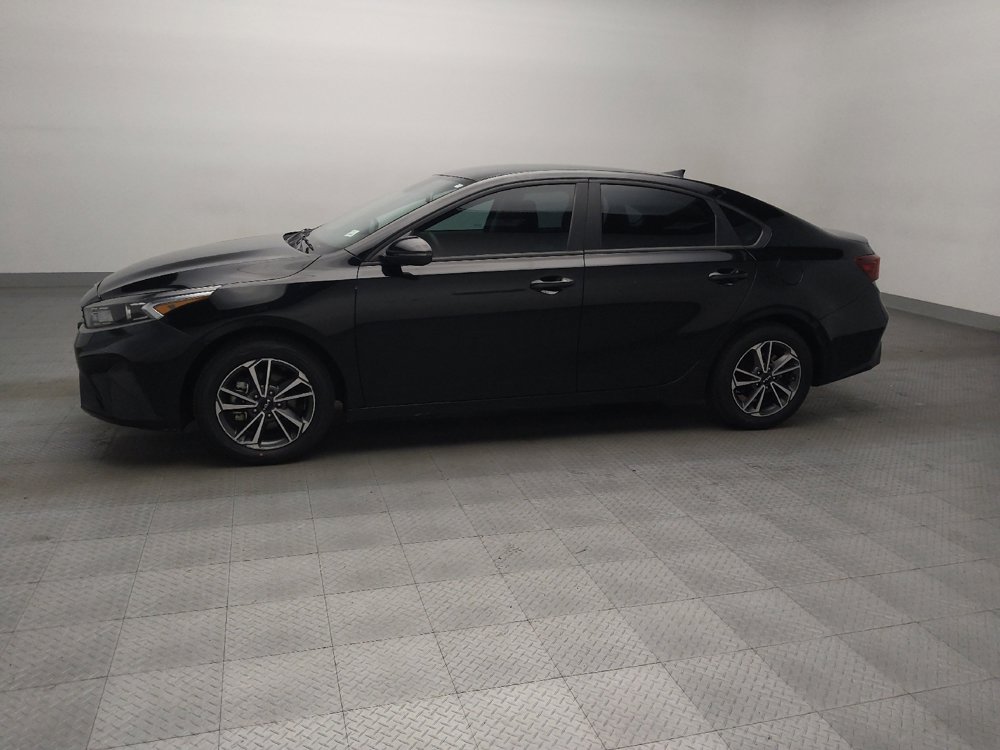 Used 2022 Kia Forte LXS w/ LXS Technology Package FWD image 2