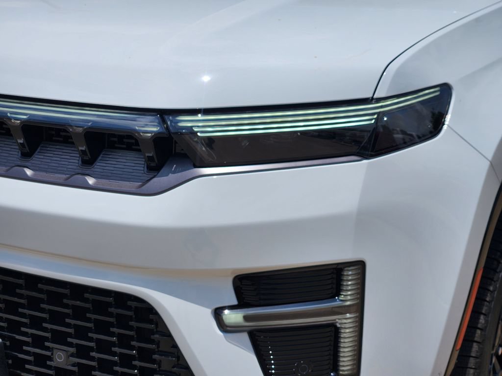 New 2026 Jeep Grand Wagoneer L Limited AWD/4WD image 5