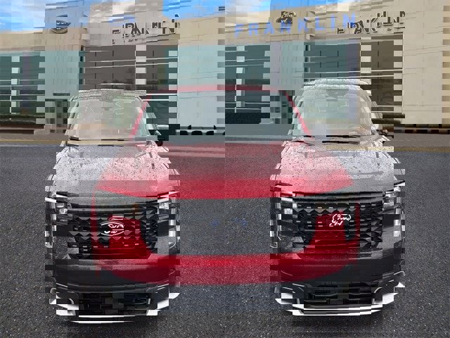 Certified 2025 Ford Maverick Lariat w/ 4K Tow Package image 2