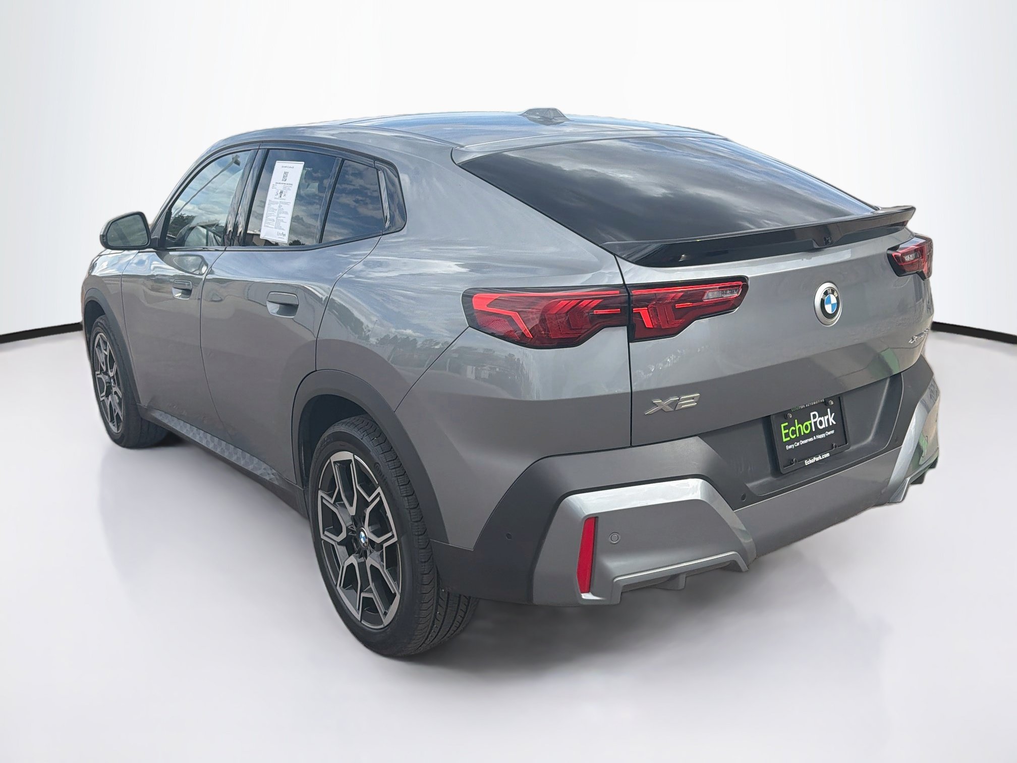 Used 2026 BMW X2 xDrive28i AWD/4WD image 5