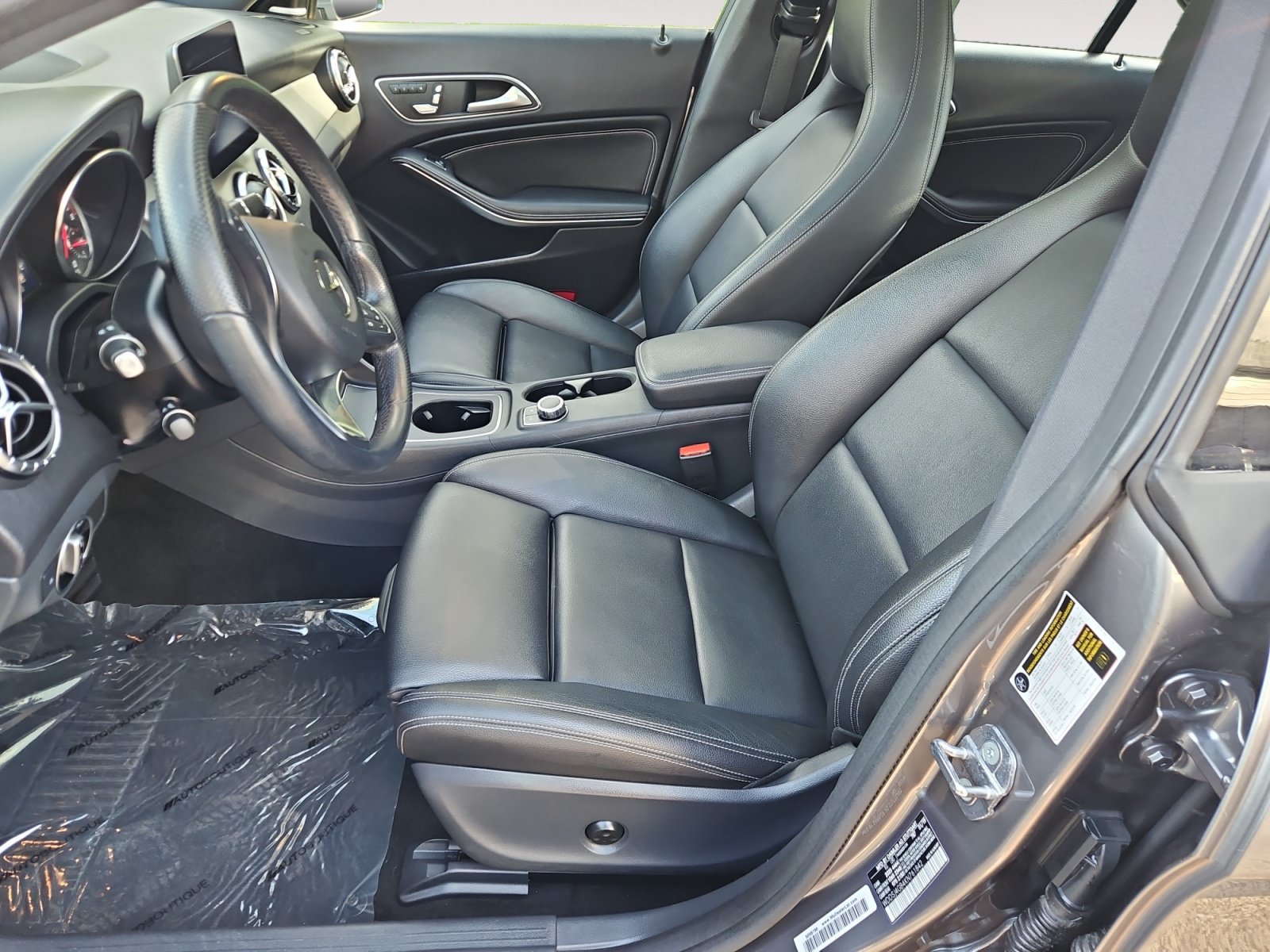Used 2019 Mercedes-Benz CLA 250 4MATIC image 10