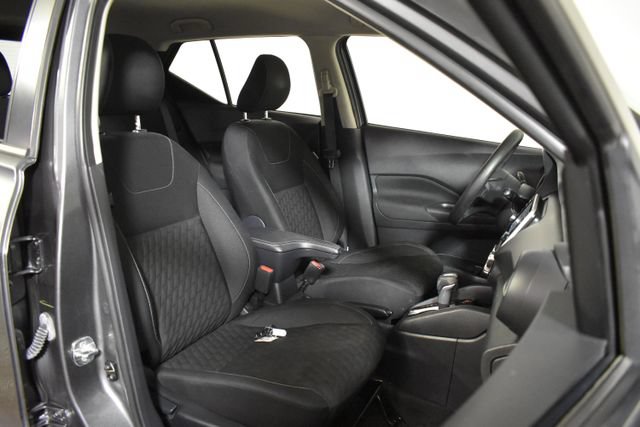 Used 2021 Nissan Kicks S FWD image 30