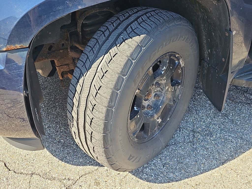 Used 2008 Chevrolet Avalanche LT image 33