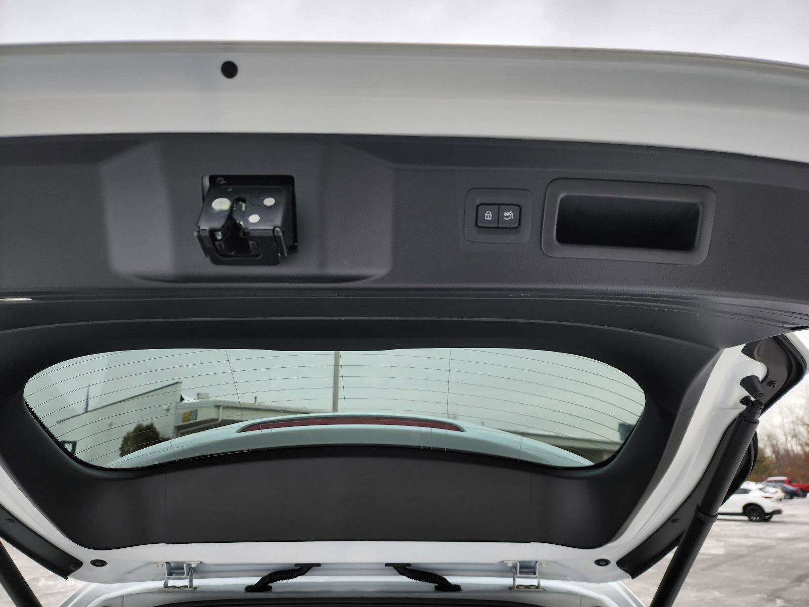 Certified 2025 MAZDA CX-50 AWD 2.5 Hybrid w/ Weather Package image 27